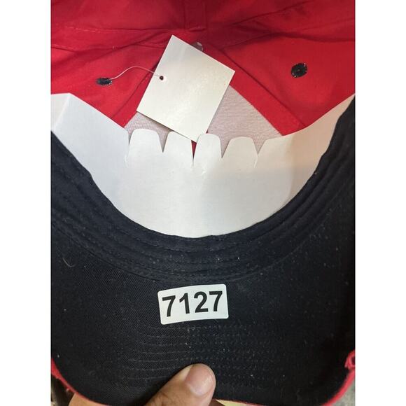 Quantum‎ Performance Distressed Black & Red Tournament Fishing Reels Hat Cap NWT - Picture 5 of 5